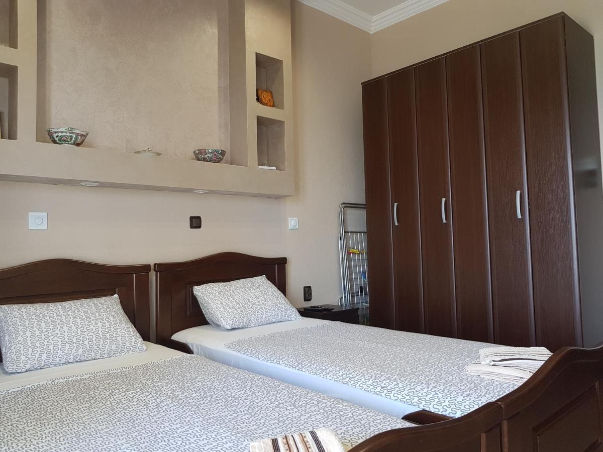 Luxury Apartment On The First Line ! Nea Kallikrateia Buitenkant foto