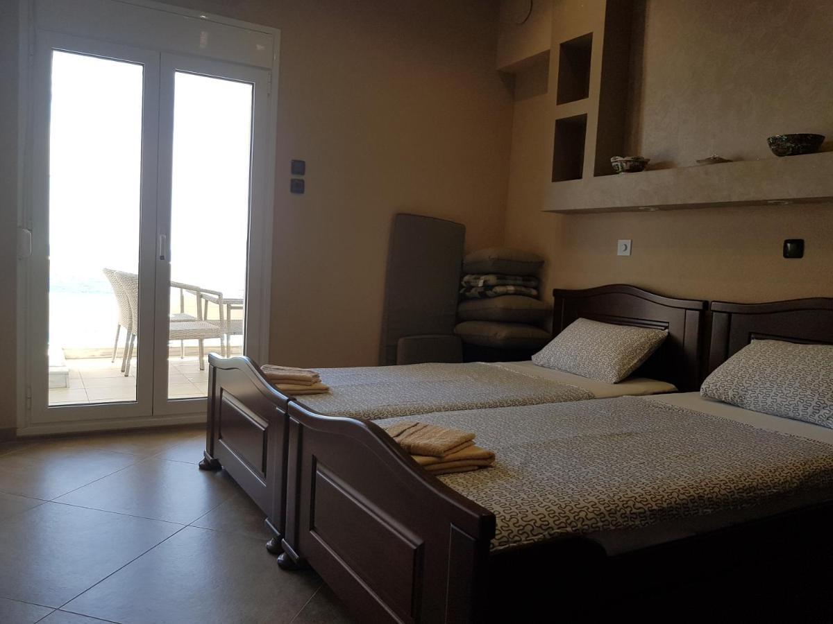 Luxury Apartment On The First Line ! Nea Kallikrateia Buitenkant foto